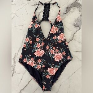 Women’s Billabong Swimsuit